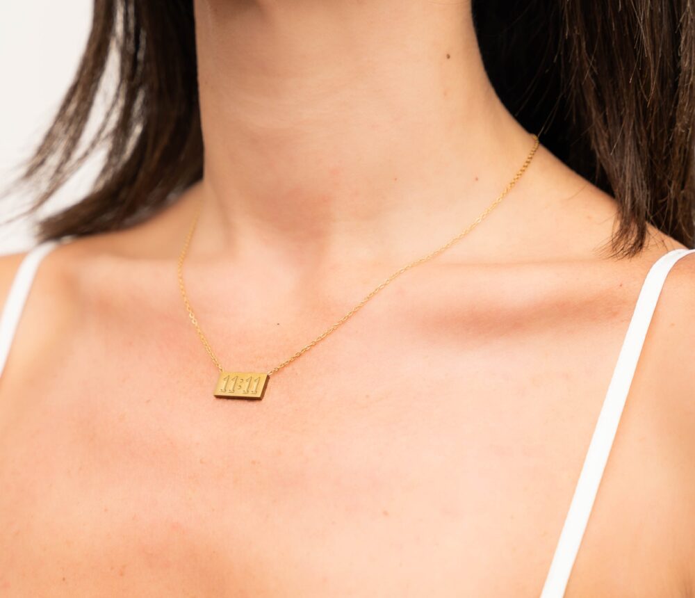 Serena Pendant Necklace - Image 4