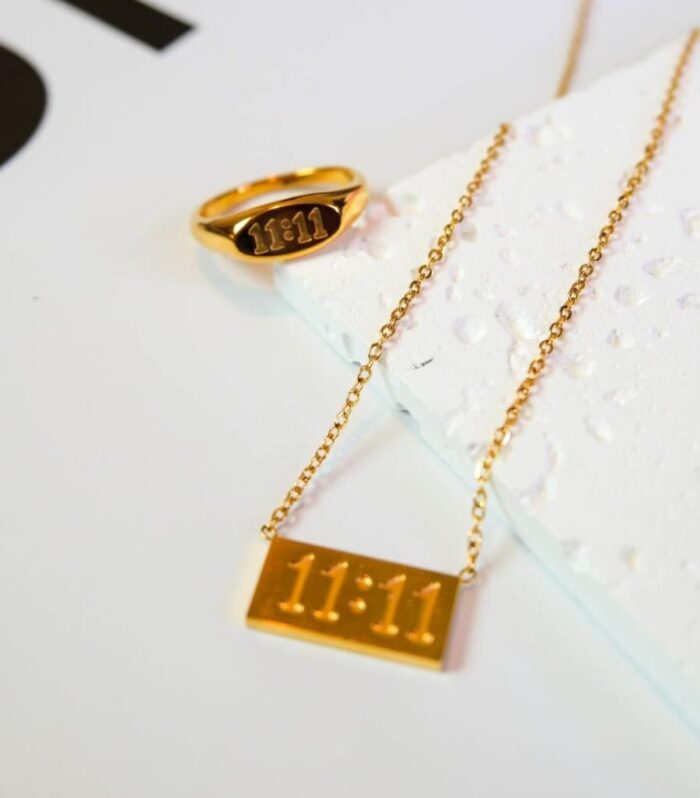 Serena Pendant Necklace