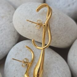 Elara Drop Earrings - Image 4