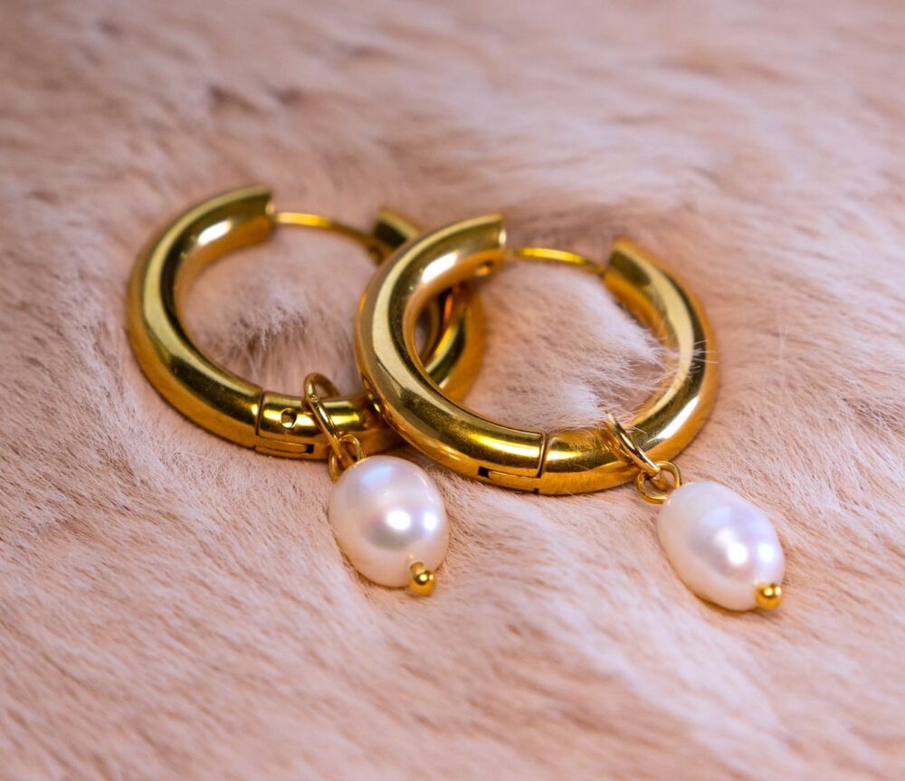 Blanca Pearl Hoop Earrings - Image 3